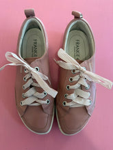 Load image into Gallery viewer, Pre-Loved Frankie4 Ellie III