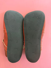 Load image into Gallery viewer, Pre-Loved Softstar Primal Mary Janes in rust
