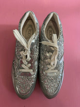 Load image into Gallery viewer, Pre-Loved Tod's Silver Glitter Sneaker