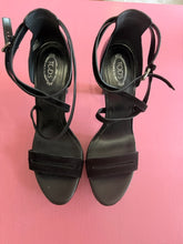 Load image into Gallery viewer, Pre-Loved Tod's Traversina Platform Stiletto Heel