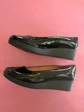 Load image into Gallery viewer, Pre-Loved Robert Clergerie Peep Hole Wedge