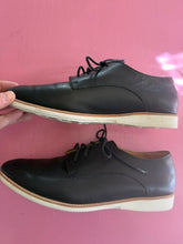 Load image into Gallery viewer, Pre-Loved Rollie Derby Black