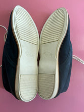 Load image into Gallery viewer, Pre-Loved Rollile Laceup Boot in Navy