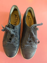 Load image into Gallery viewer, Pre-Loved Ziera Denes