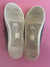 Load image into Gallery viewer, Pre-Loved Naturalizer Morrison