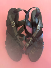 Load image into Gallery viewer, Pre-Loved Munro Black Sandal