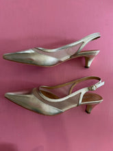 Load image into Gallery viewer, Pre-Loved Chrissie Cyprus