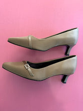 Load image into Gallery viewer, Pre-Loved Gabriella Designs Pale Green Courts