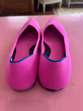 Load image into Gallery viewer, Pre - Loved Rothys The Point