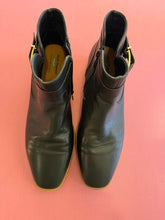 Load image into Gallery viewer, Pre-Loved Hush Puppies Talisa