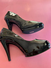 Load image into Gallery viewer, Pre - Loved Pleaser Flair 480 Black Patent