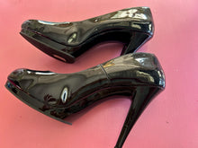 Load image into Gallery viewer, Pre - Loved Pleaser Flair 480 Black Patent