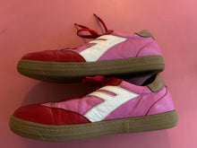 Load image into Gallery viewer, Pre-Loved Rilassare Freya Valentine Pink