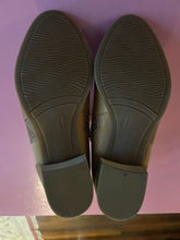 Load image into Gallery viewer, Pre-Loved Hush Puppies Chill Tan