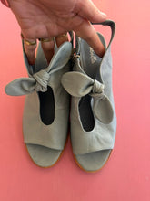 Load image into Gallery viewer, Pre-Loved Isabella Ivy