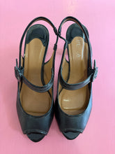 Load image into Gallery viewer, Pre-Loved JRenee Nevern