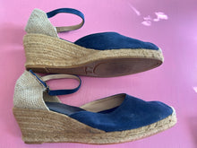 Load image into Gallery viewer, PL Toni Pons Navy Wedge
