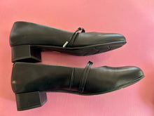 Load image into Gallery viewer, Pre-loved Hush Puppies Tigra Black