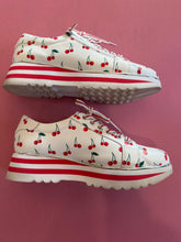 Load image into Gallery viewer, Pre-Loved D&J Eammes Cherry