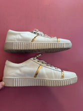 Load image into Gallery viewer, Pre-Loved Hinako Brandy White