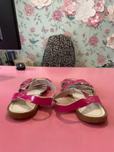 Load image into Gallery viewer, Pre-Loved Salt Water Sandal Size AU11