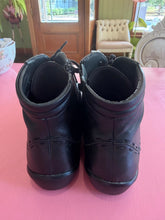 Load image into Gallery viewer, Pre-Loved Ziera Neonne