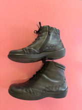 Load image into Gallery viewer, Pre-Loved Ziera Neonne