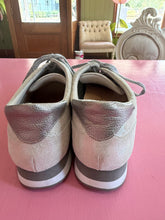 Load image into Gallery viewer, Pre-Loved Ziera Briar