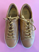 Load image into Gallery viewer, Pre-Loved Ziera Aito