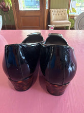 Load image into Gallery viewer, Pre-Loved Hush Puppies Genna