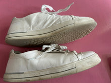Load image into Gallery viewer, PL Rilassare white sneaker