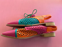 Load image into Gallery viewer, Pre-Loved Taking Shape Multi shoe