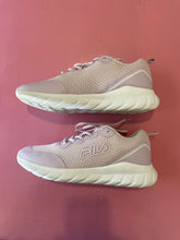 Load image into Gallery viewer, Pre-Loved Fila Mauve Sneakers Size AU10
