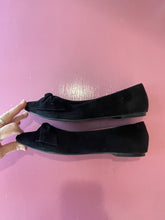 Load image into Gallery viewer, Pre-Loved City Chic Black Ballet Flat Size 42