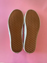 Load image into Gallery viewer, Pre-Loved Vans Off the Wall Pink Sneakers Size 43