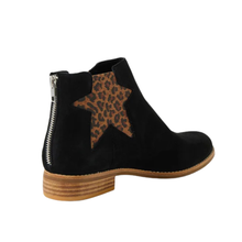 Load image into Gallery viewer, D&amp;J Nojis Black Leopard
