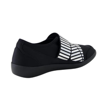 Load image into Gallery viewer, Ziera Urban Black Black
