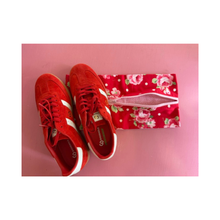 Load image into Gallery viewer, Samade By Sam Red Roses Shoe Bag
