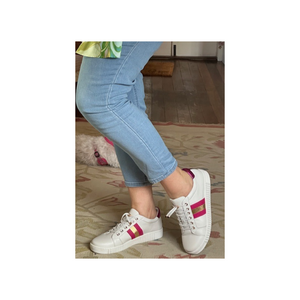 Hinako Bonnie Fuchsia White