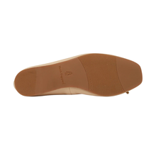 Load image into Gallery viewer, Hush Puppies Kettle Latte
