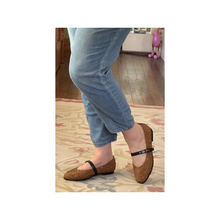 Load image into Gallery viewer, Isabella Adriatique Bronze
