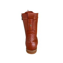 Load image into Gallery viewer, Rilassare Tomika Chestnut
