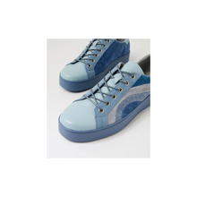 Load image into Gallery viewer, D&amp;J Laroche Denim
