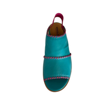Load image into Gallery viewer, Bresley Serenade Turquoise Fuchsia

