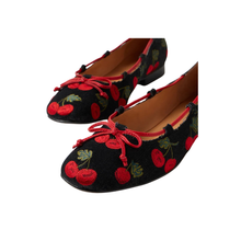 Load image into Gallery viewer, Top End Mellasy Black &amp; Cherries
