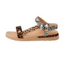 Load image into Gallery viewer, Ziera Adiela Tan Leopard
