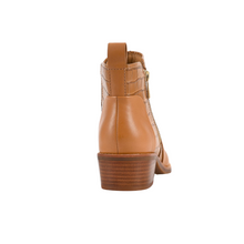 Load image into Gallery viewer, Hush Puppies Aires Tan Croc
