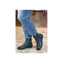 Load image into Gallery viewer, Josef Seibel Naly 24 Green
