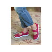 Load image into Gallery viewer, Rilassare Treasure Magenta
