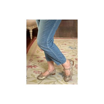 Isabella Airlie Golden Leopard